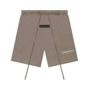 Brand new Essential Shorts Desert Taupe size medium